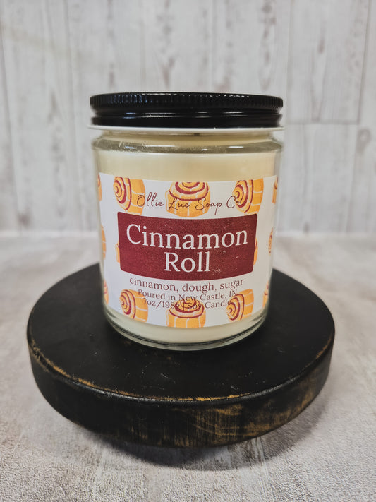 Cinnamon Roll Candle